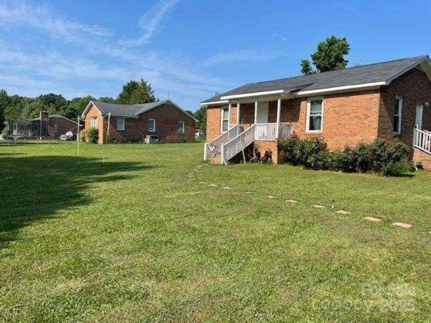 835 & 837 Sikes Mill Road, Monroe, NC 28110.  MLS# CAR4307157, YatesRealty ID 1615. 835 and 837