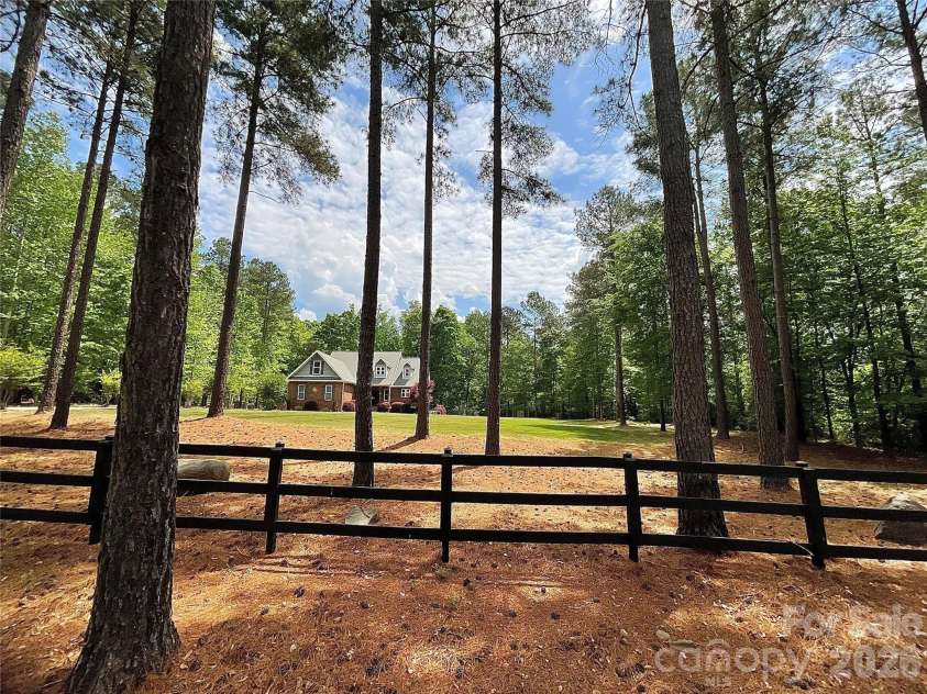 790 Brandon Road, Clover, SC 29710.  MLS# CAR4342411, YatesRealty ID 16150. 