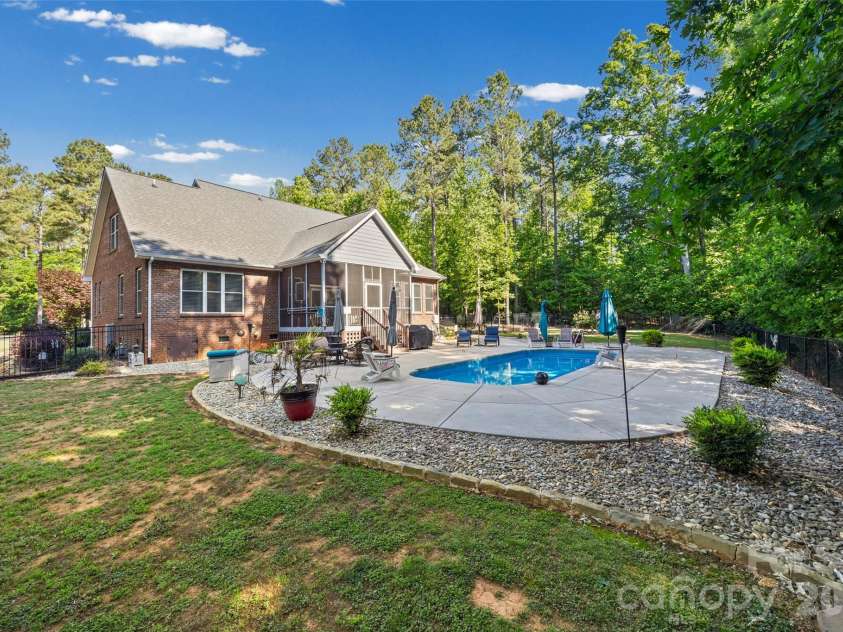 790 Brandon Road, Clover, SC 29710.  MLS# CAR4342411, YatesRealty ID 16150. 