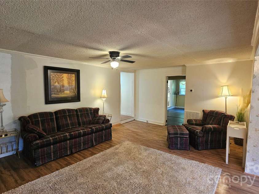 140 Dalu Lane, Harmony, NC 28634.  MLS# CAR4263848, YatesRealty ID 16151. 