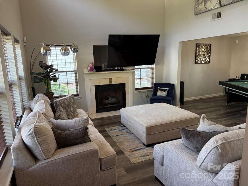 9624 Langston Mill Road, Charlotte, NC 28216.  MLS# CAR4210799, YatesRealty ID 16152. 