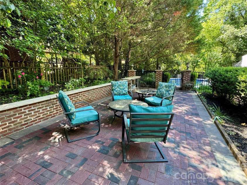 70 Washington Lane, Concord, NC 28025.  MLS# CAR4371911, YatesRealty ID 16153. 