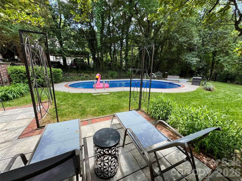 70 Washington Lane, Concord, NC 28025.  MLS# CAR4371911, YatesRealty ID 16153. 