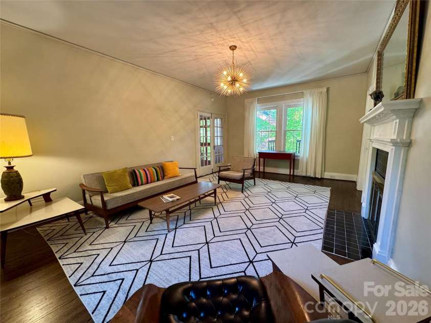70 Washington Lane, Concord, NC 28025.  MLS# CAR4371911, YatesRealty ID 16153. Living room