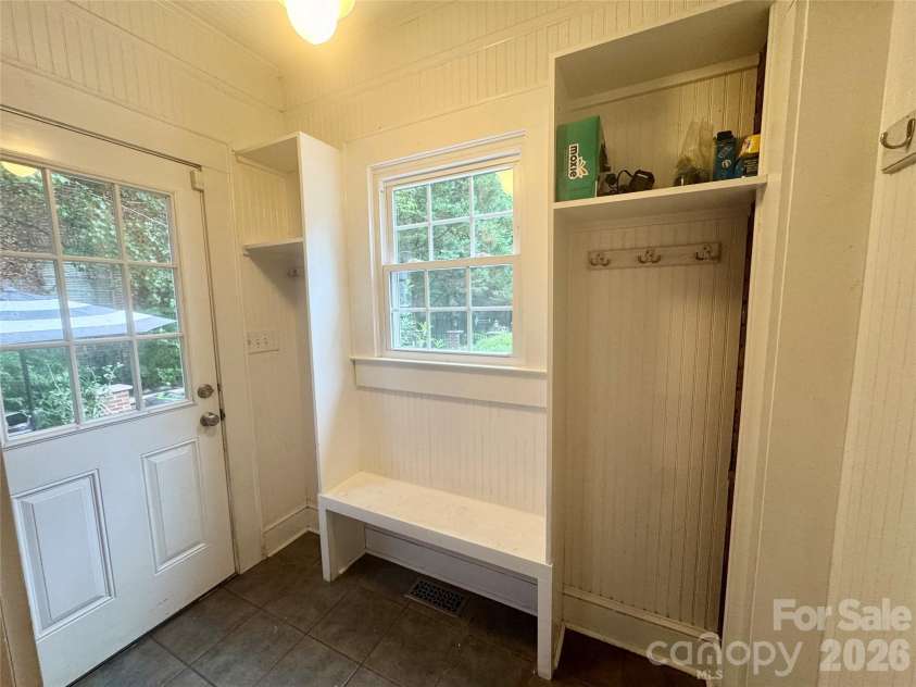 70 Washington Lane, Concord, NC 28025.  MLS# CAR4371911, YatesRealty ID 16153. Mudroom