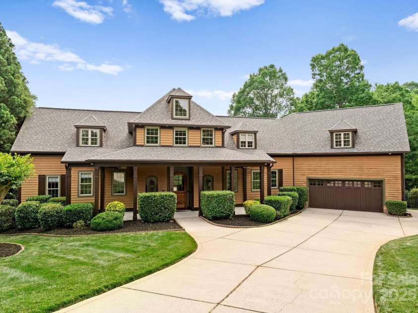 116 Creeky Hollow Drive, Mooresville, NC 28117.  MLS# CAR4259678, YatesRealty ID 16154. 