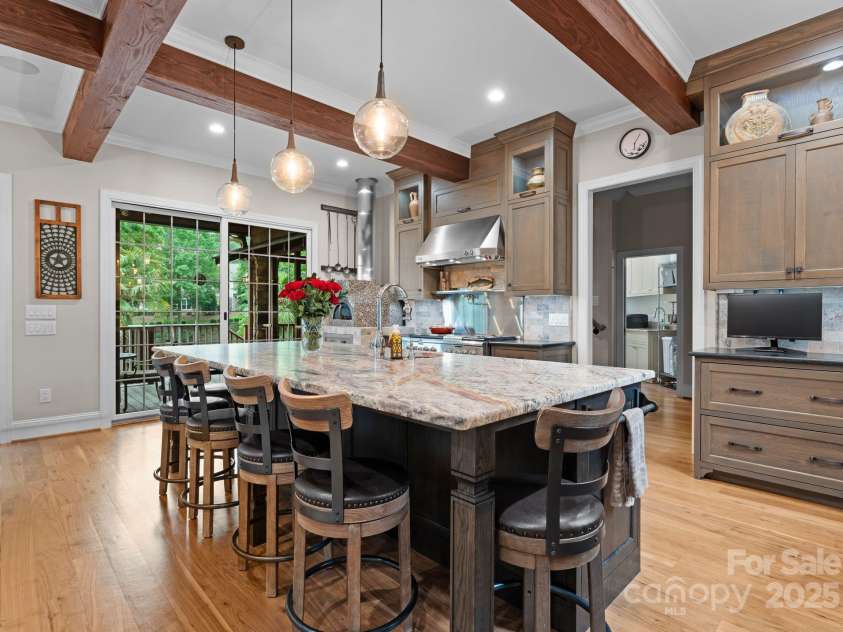 116 Creeky Hollow Drive, Mooresville, NC 28117.  MLS# CAR4259678, YatesRealty ID 16154. 