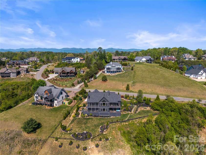 28 Gracie Lane, Weaverville, NC 28787.  MLS# CAR4361054, YatesRealty ID 16155. 