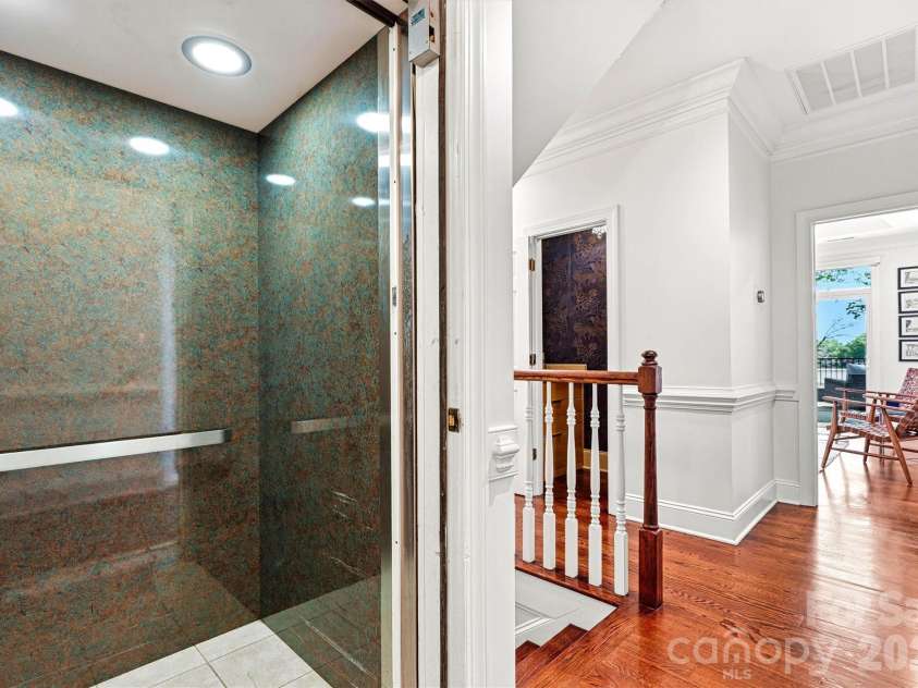 22026 Satilla Drive, Cornelius, NC 28031.  MLS# CAR4369674, YatesRealty ID 16156. 