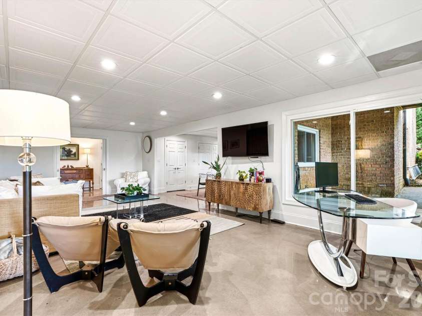 22026 Satilla Drive, Cornelius, NC 28031.  MLS# CAR4369674, YatesRealty ID 16156. 