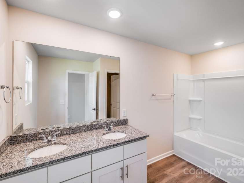 103 Red Cedar Lane, Statesville, NC 28625.  MLS# CAR4309198, YatesRealty ID 16157. 
