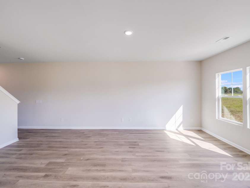 103 Red Cedar Lane, Statesville, NC 28625.  MLS# CAR4309198, YatesRealty ID 16157. 