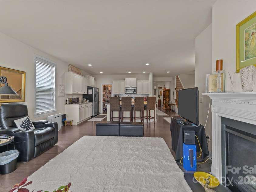 129 Johnson Manor Street, Mooresville, NC 28115.  MLS# CAR4197024, YatesRealty ID 16157. 