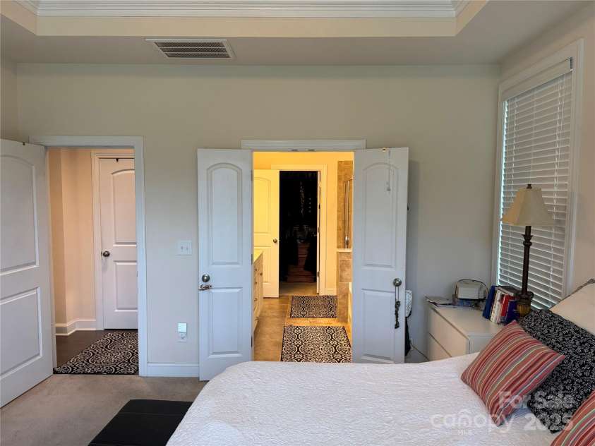 129 Johnson Manor Street, Mooresville, NC 28115.  MLS# CAR4197024, YatesRealty ID 16157. First floor suite with doble sinks and walk in  closets