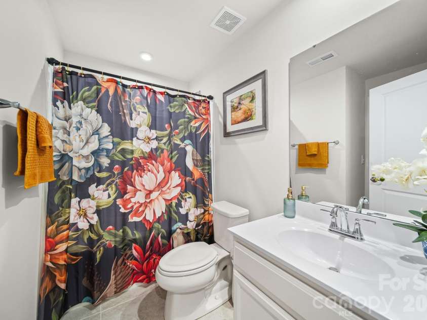 3501 Timber Mill Drive, Matthews, NC 28104.  MLS# CAR4340505, YatesRealty ID 16158. 