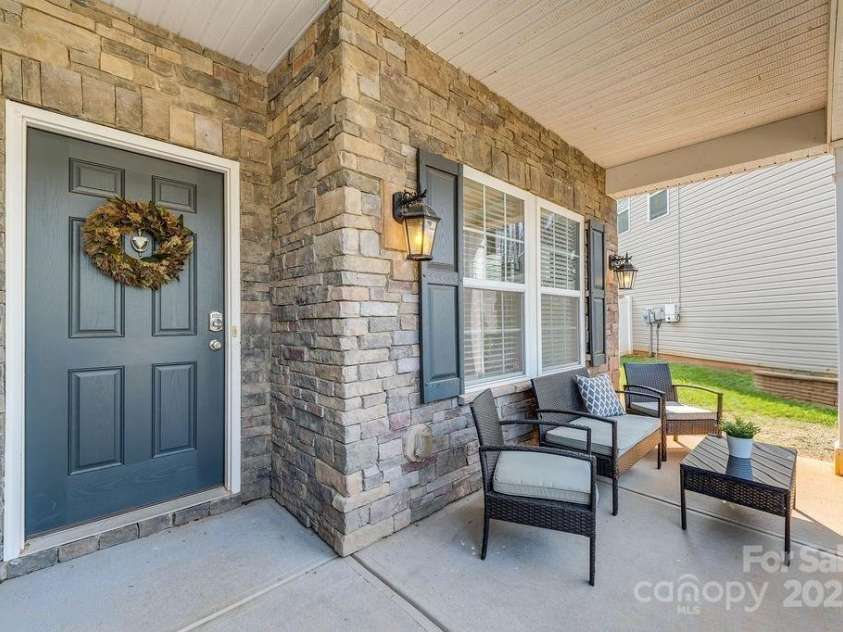 861 Watling Street, Fort Mill, SC 29715.  MLS# CAR4246514, YatesRealty ID 16158. 