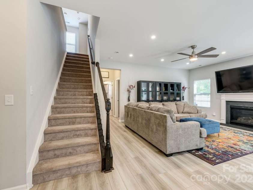 861 Watling Street, Fort Mill, SC 29715.  MLS# CAR4246514, YatesRealty ID 16158. 