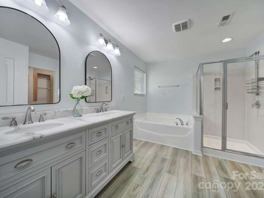 861 Watling Street, Fort Mill, SC 29715.  MLS# CAR4246514, YatesRealty ID 16158. 