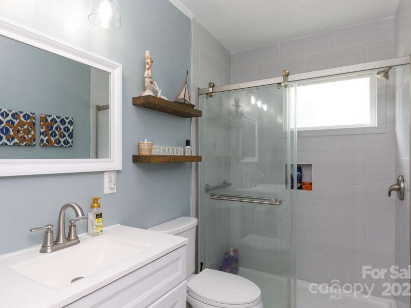 192 Bailey Avenue, Rock Hill, SC 29732.  MLS# CAR4253976, YatesRealty ID 16159. 