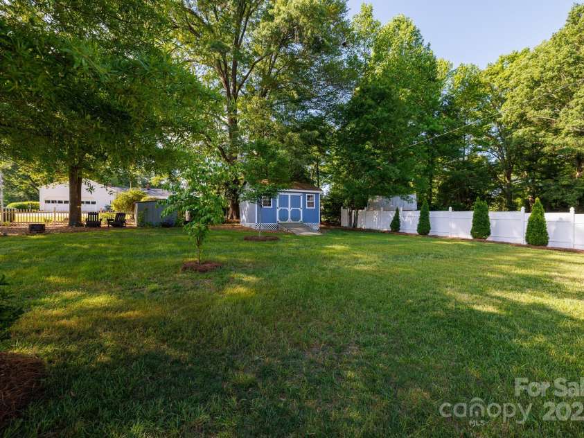 192 Bailey Avenue, Rock Hill, SC 29732.  MLS# CAR4253976, YatesRealty ID 16159. 