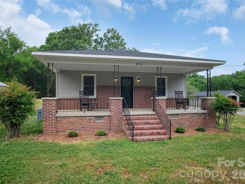 273 Stanley Spencer Mtn Road, Stanley, NC 28056.  MLS# CAR4376300, YatesRealty ID 1616. 