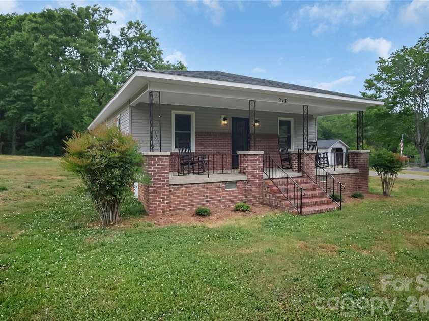 273 Stanley Spencer Mtn Road, Stanley, NC 28056.  MLS# CAR4376300, YatesRealty ID 1616. 