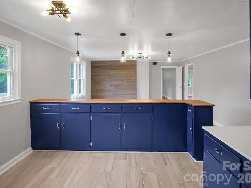273 Stanley Spencer Mtn Road, Stanley, NC 28056.  MLS# CAR4376300, YatesRealty ID 1616. 