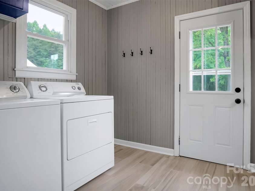 273 Stanley Spencer Mtn Road, Stanley, NC 28056.  MLS# CAR4376300, YatesRealty ID 1616. 