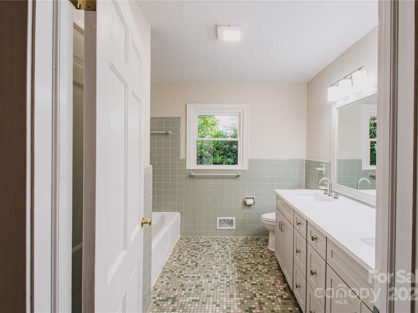 719 Avondale Avenue, Albemarle, NC 28001.  MLS# CAR4316276, YatesRealty ID 1616. 