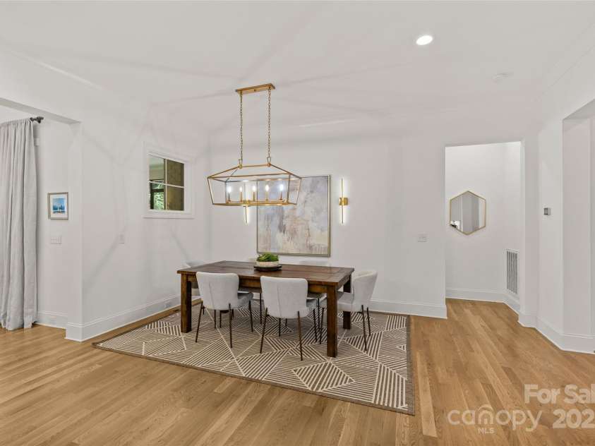 6013 Camile Court, Charlotte, NC 28226.  MLS# CAR4262640, YatesRealty ID 16161. 