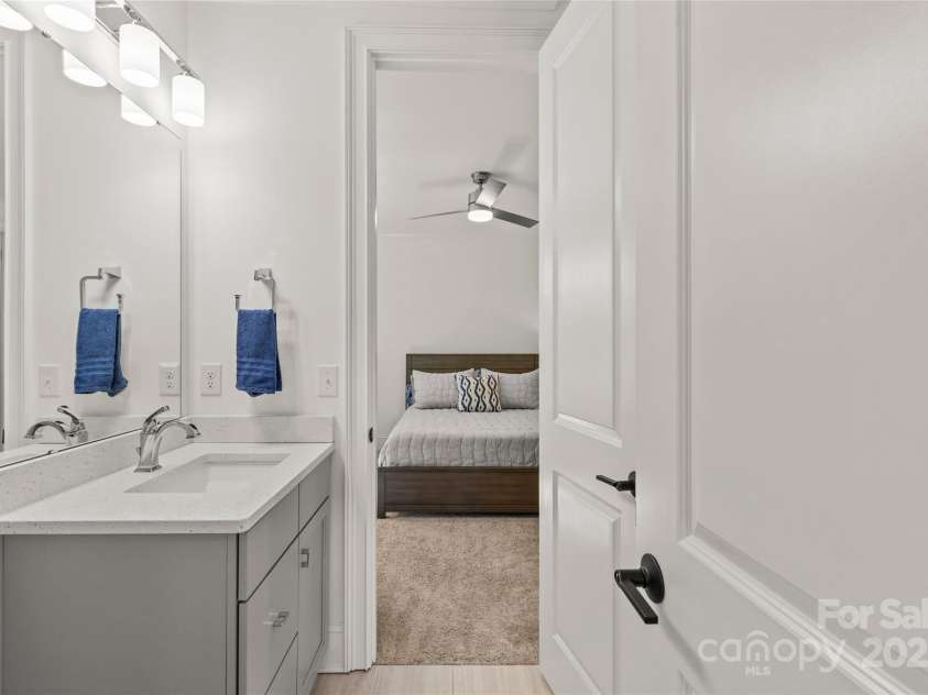 6013 Camile Court, Charlotte, NC 28226.  MLS# CAR4262640, YatesRealty ID 16161. 