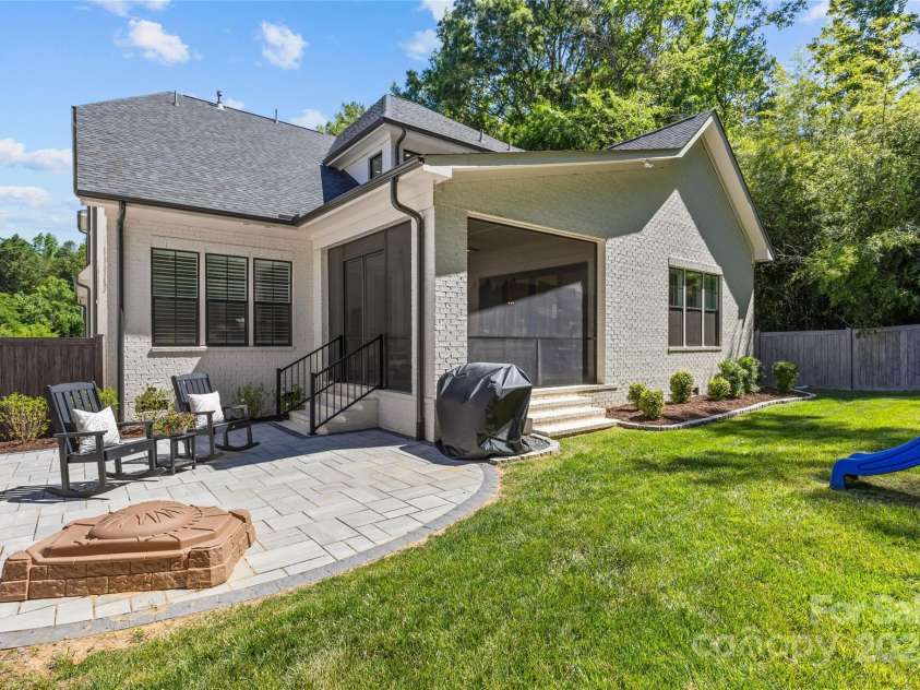 6013 Camile Court, Charlotte, NC 28226.  MLS# CAR4262640, YatesRealty ID 16161. 