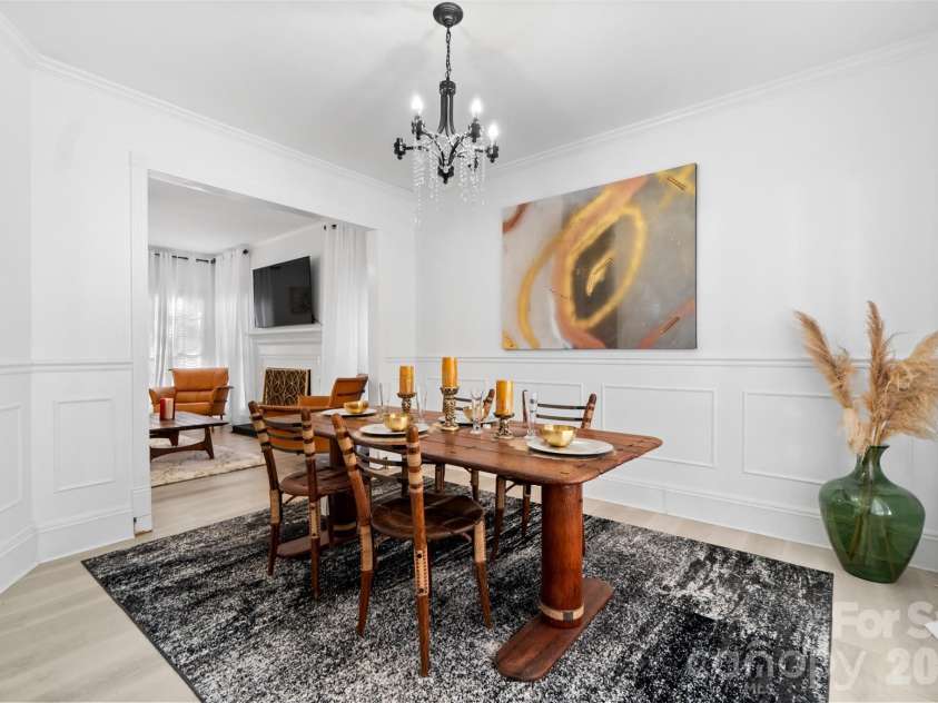 6239 Skyline Drive, Charlotte, NC 28269.  MLS# CAR4415067, YatesRealty ID 16161. 