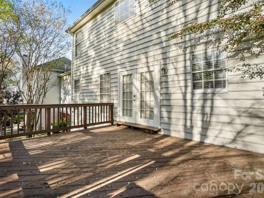 6239 Skyline Drive, Charlotte, NC 28269.  MLS# CAR4415067, YatesRealty ID 16161. 