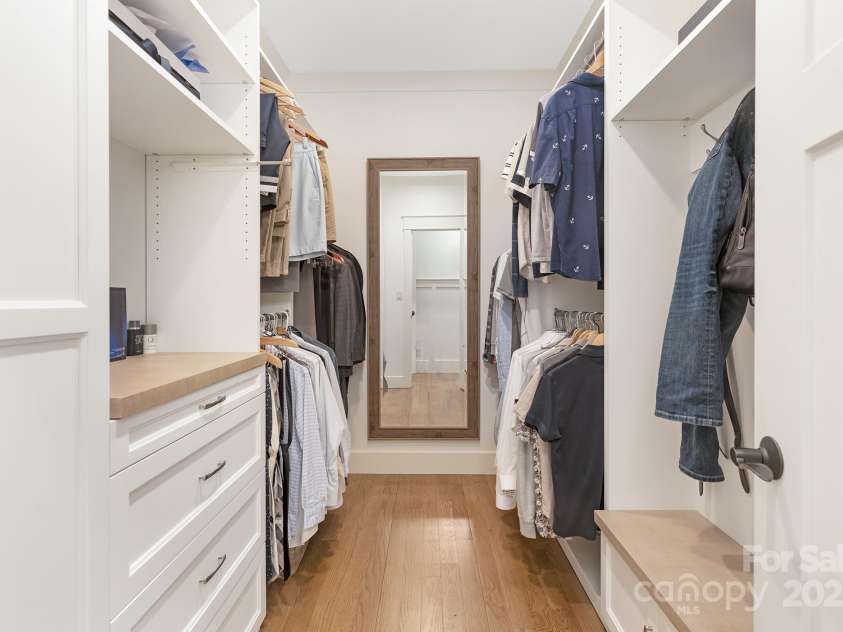 102 Antioch Plantation Drive, Matthews, NC 28104.  MLS# CAR4263408, YatesRealty ID 16162. 