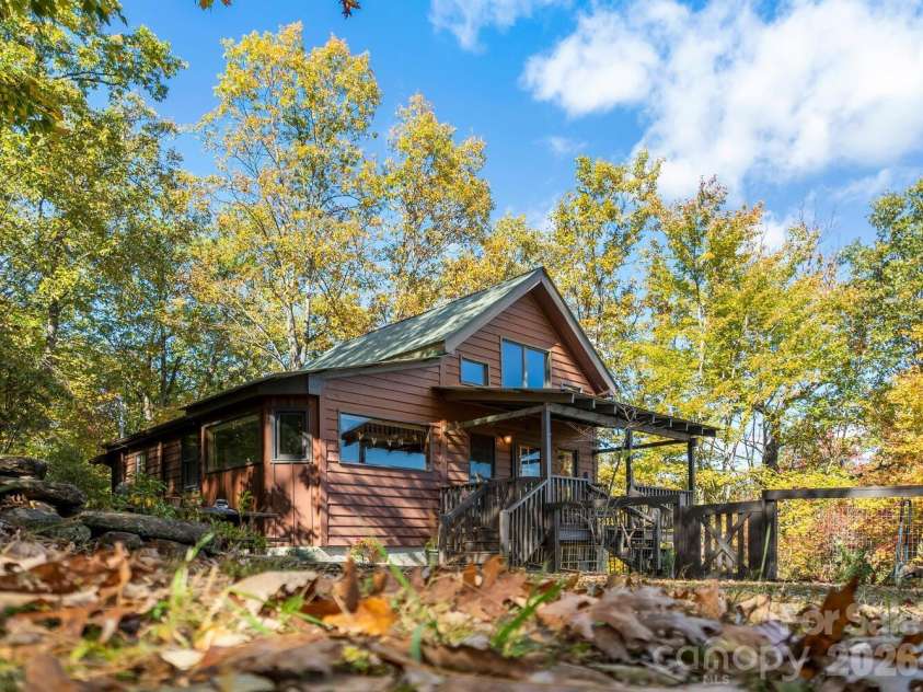121 Pairofdice Way, Lake Lure, NC 28746.  MLS# CAR4360538, YatesRealty ID 16162. 