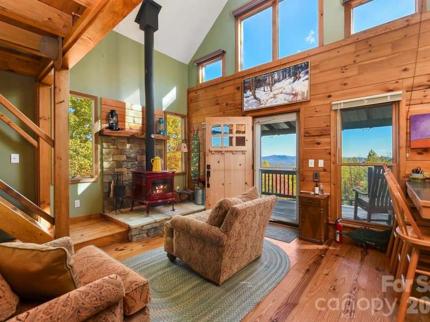 121 Pairofdice Way, Lake Lure, NC 28746.  MLS# CAR4360538, YatesRealty ID 16162. 
