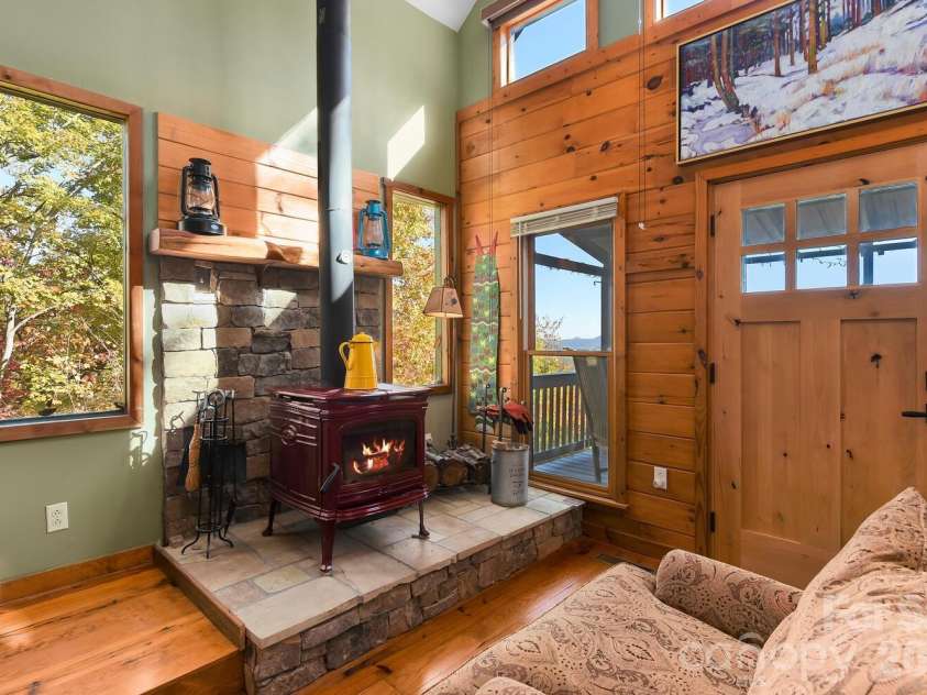 121 Pairofdice Way, Lake Lure, NC 28746.  MLS# CAR4360538, YatesRealty ID 16162. 