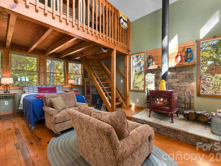 121 Pairofdice Way, Lake Lure, NC 28746.  MLS# CAR4360538, YatesRealty ID 16162. 