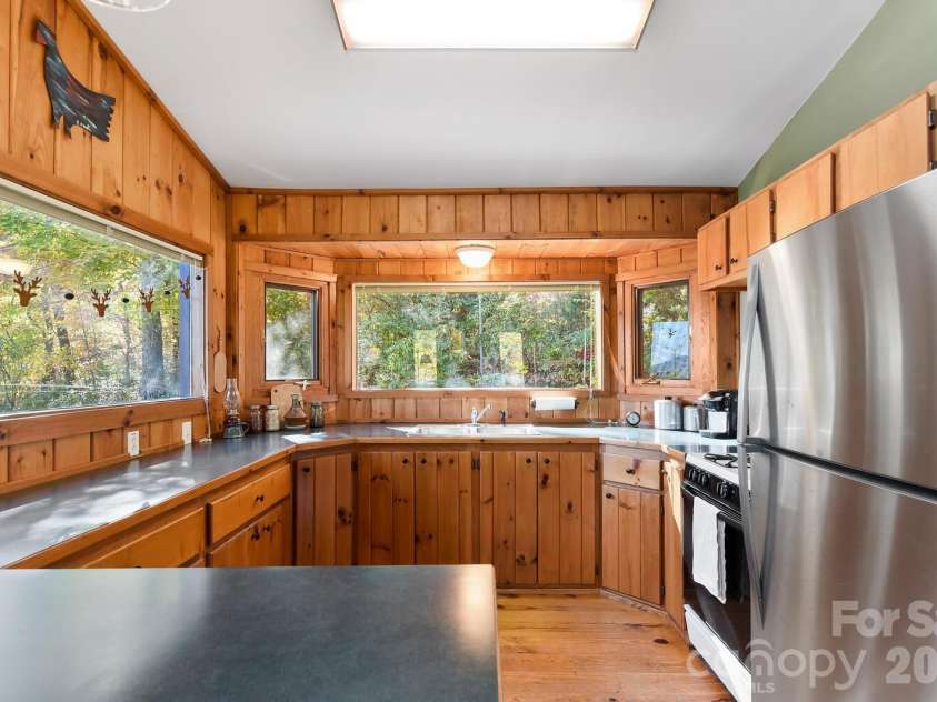 121 Pairofdice Way, Lake Lure, NC 28746.  MLS# CAR4360538, YatesRealty ID 16162. 
