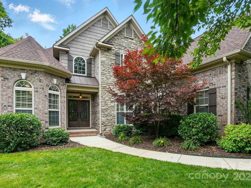 4133 Hoffmeister Drive, Waxhaw, NC 28173.  MLS# CAR4264633, YatesRealty ID 16163. 