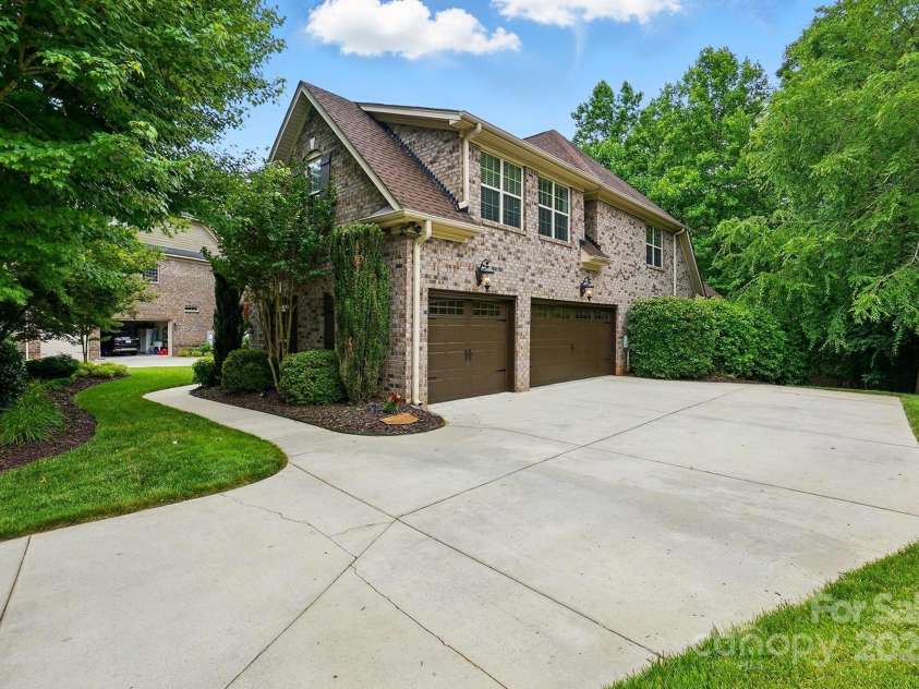 4133 Hoffmeister Drive, Waxhaw, NC 28173.  MLS# CAR4264633, YatesRealty ID 16163. 