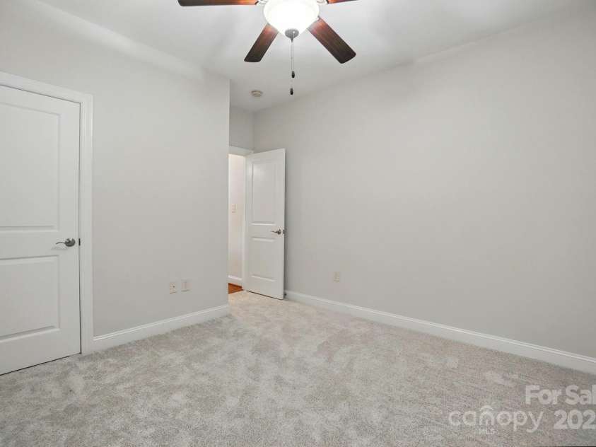 4133 Hoffmeister Drive, Waxhaw, NC 28173.  MLS# CAR4264633, YatesRealty ID 16163. 