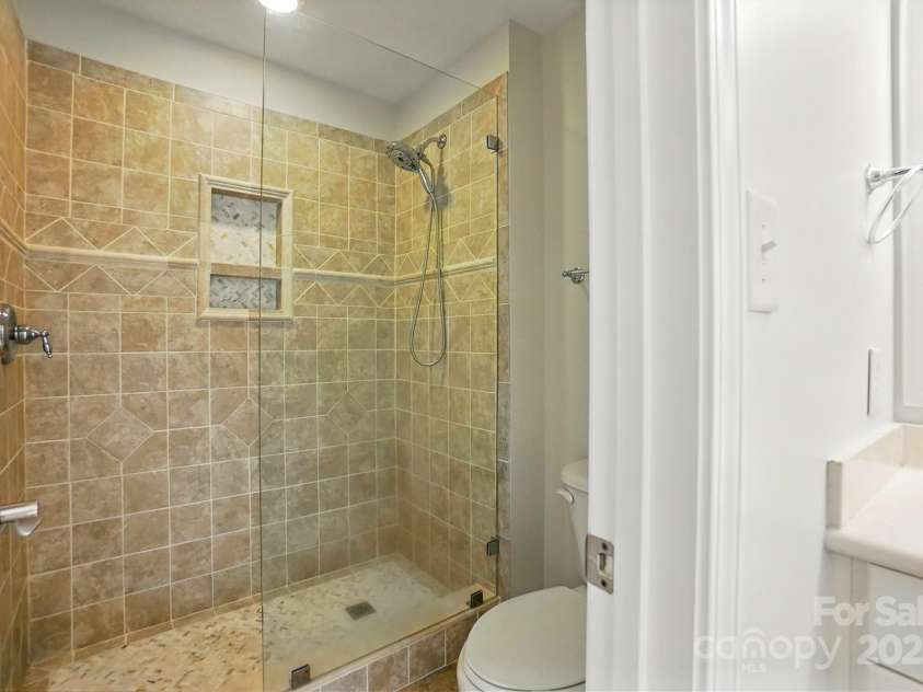 4133 Hoffmeister Drive, Waxhaw, NC 28173.  MLS# CAR4264633, YatesRealty ID 16163. 