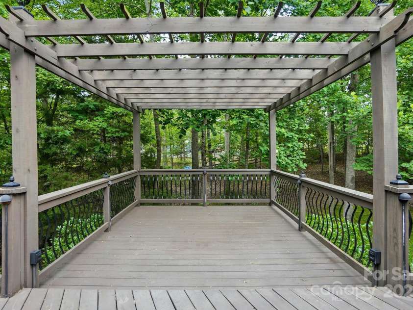 4133 Hoffmeister Drive, Waxhaw, NC 28173.  MLS# CAR4264633, YatesRealty ID 16163. 