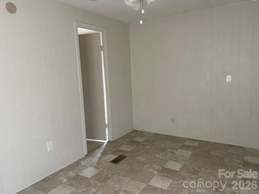 621 Elm Street, Marshville, NC 28103.  MLS# CAR4337317, YatesRealty ID 16163. 