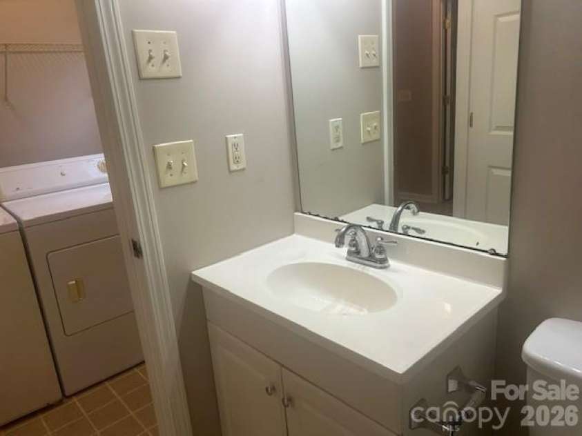 621 Elm Street, Marshville, NC 28103.  MLS# CAR4337317, YatesRealty ID 16163. Bath