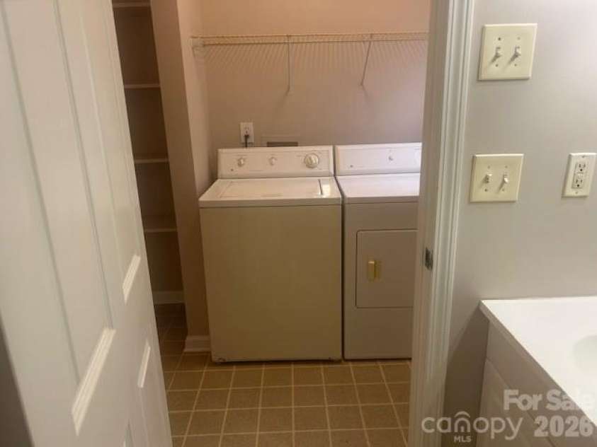 621 Elm Street, Marshville, NC 28103.  MLS# CAR4337317, YatesRealty ID 16163. Laundry area