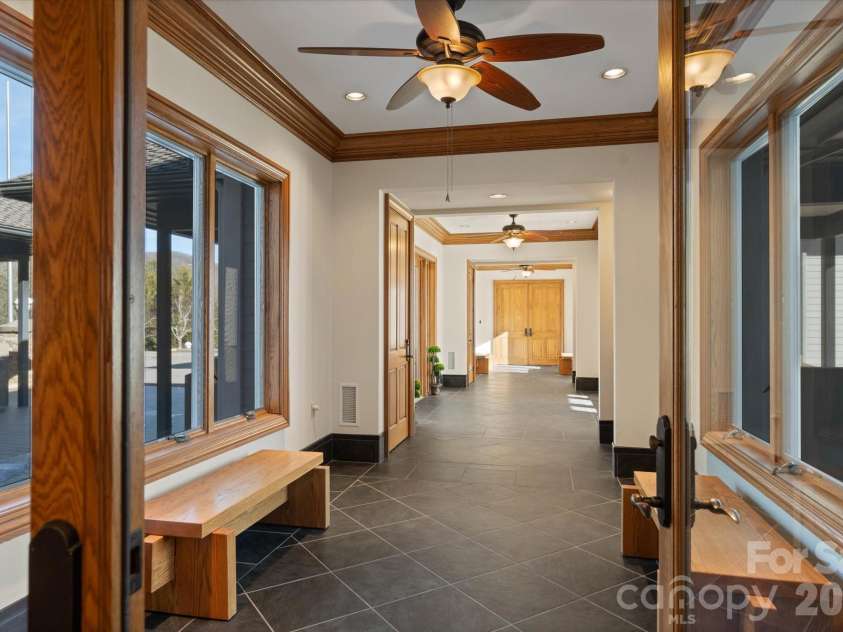 151 Pine Ridge Road, Burnsville, NC 28714.  MLS# CAR4217330, YatesRealty ID 16164. 