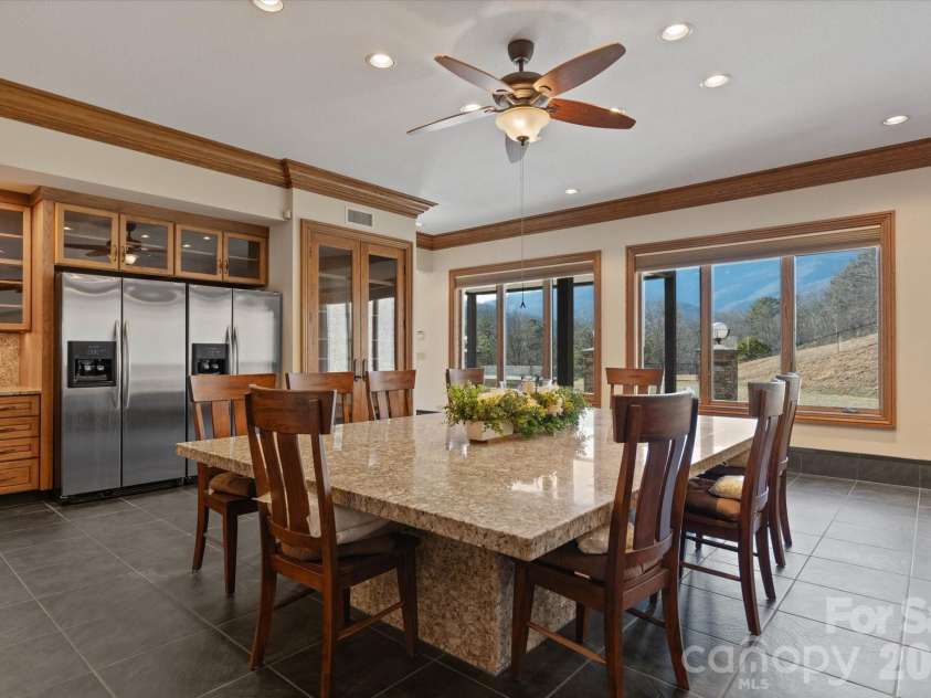 151 Pine Ridge Road, Burnsville, NC 28714.  MLS# CAR4217330, YatesRealty ID 16164. Full Kitchen 